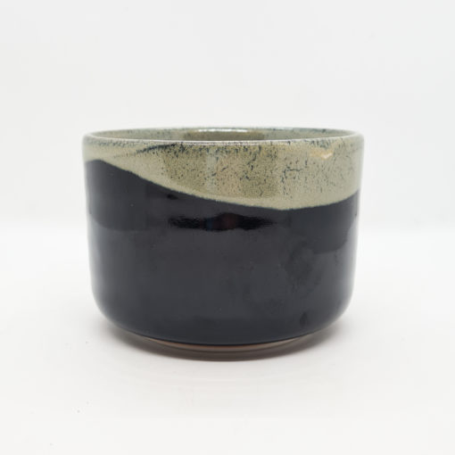 bol à matcha chawan noir bordé blanc 3